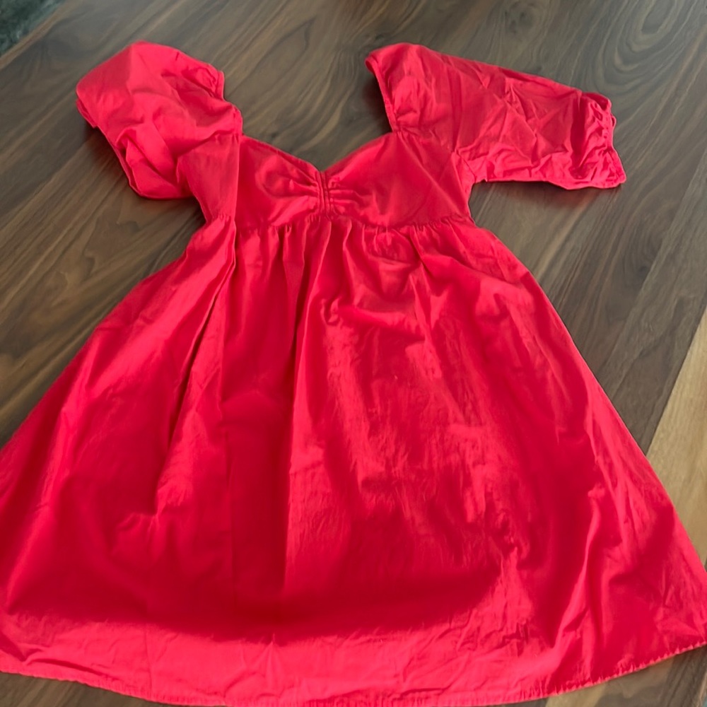 Red dress, poplin sleeve, elastic back and attached slip